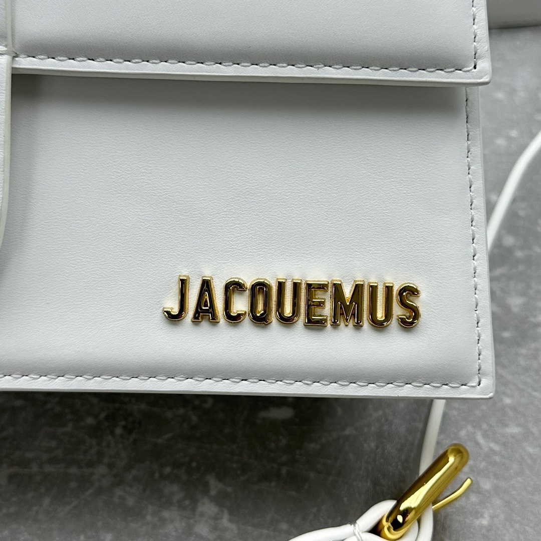 Jacquemus Satchel Bags